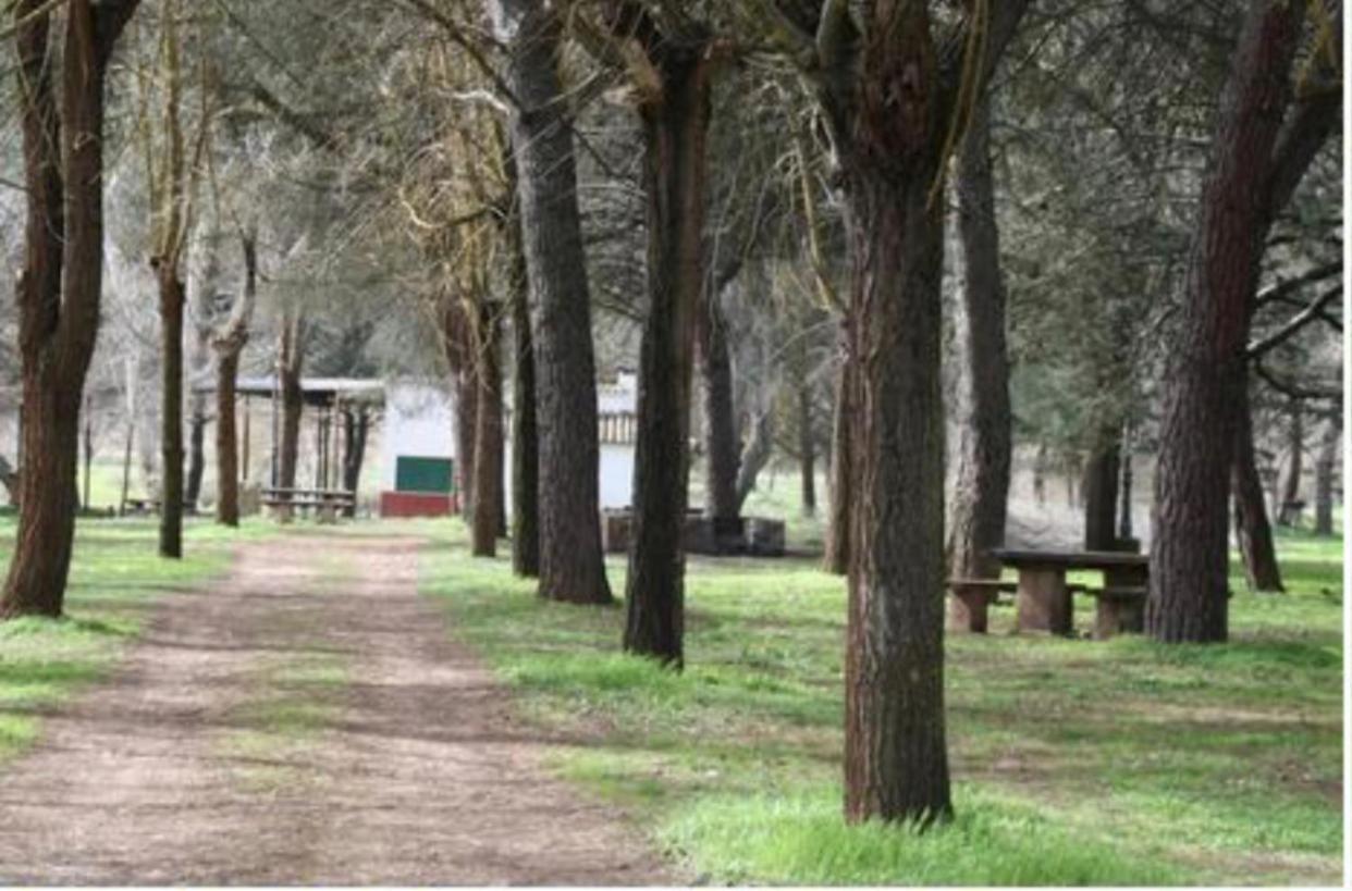 El Granado Villa Piedrabuena Bagian luar foto